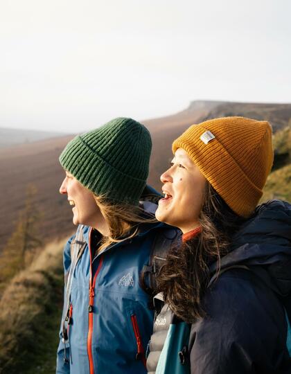 Two people on a hike in the peak district