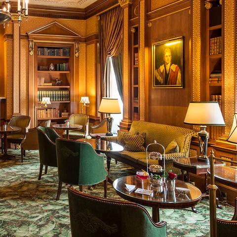 the library bar at the lanesborough 