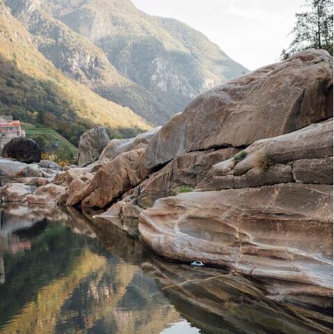 Lavertezzo Rock Pools